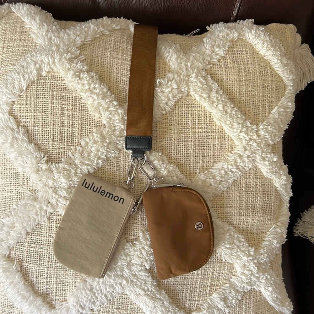 Lululemon Dual Pouch Wristlet